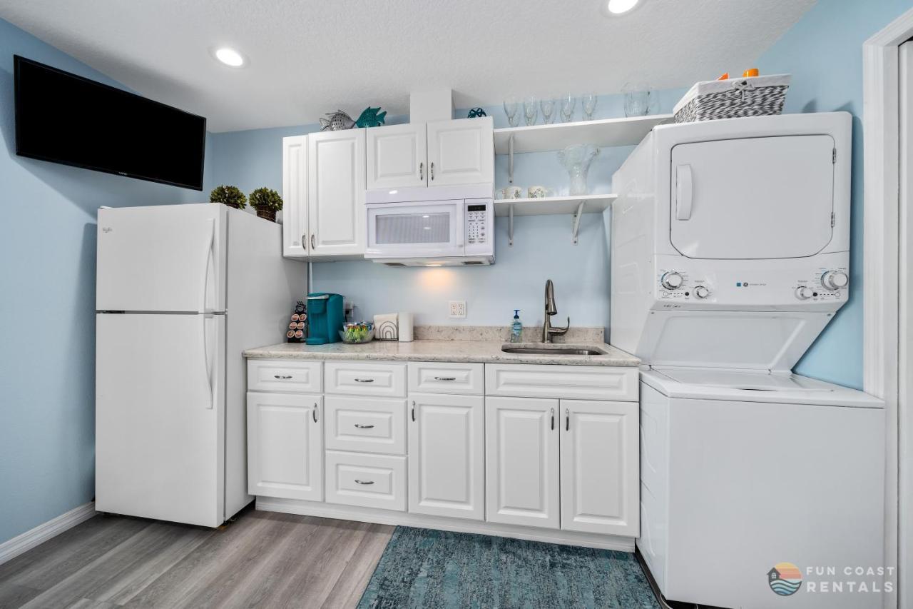 Dog Friendly Loft Steps From Beach With Gas Barbecue Grill And Upstairs Deck! 뉴스머나비치 외부 사진