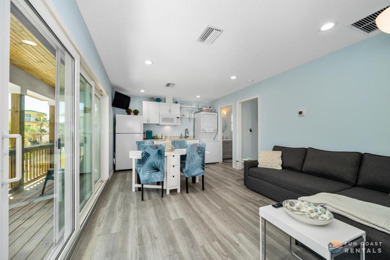 Dog Friendly Loft Steps From Beach With Gas Barbecue Grill And Upstairs Deck! 뉴스머나비치 외부 사진