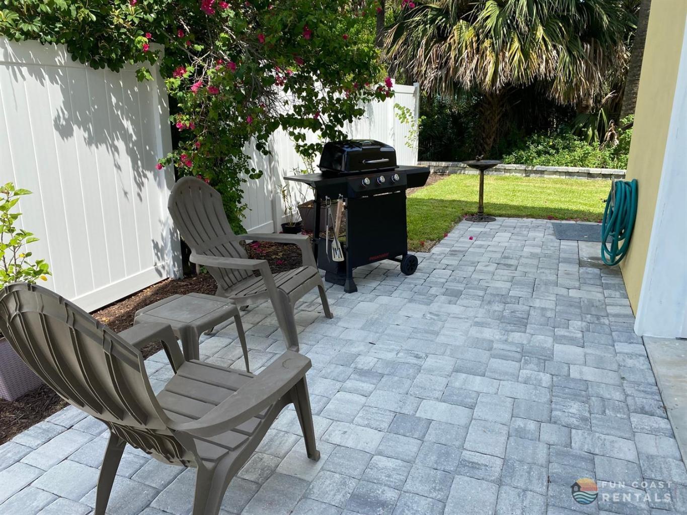 Dog Friendly Loft Steps From Beach With Gas Barbecue Grill And Upstairs Deck! 뉴스머나비치 외부 사진